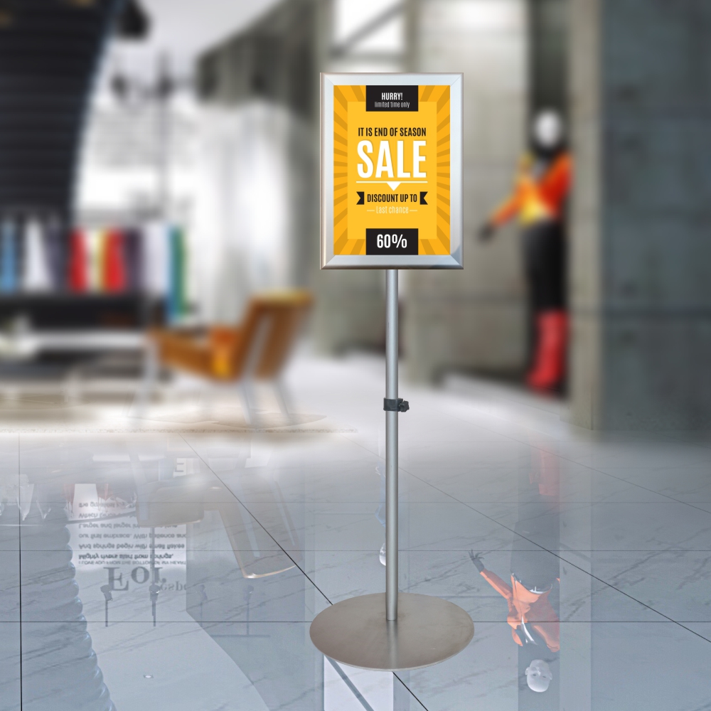 Powder Coated Deluxe Frame Car Dealership Environment